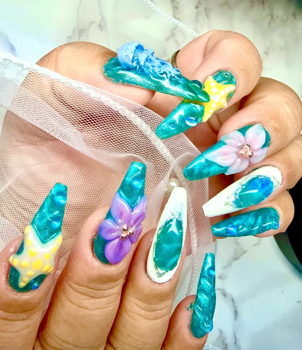 ネイル アートネイル チークネイル フレンチネイル 氷ネイル・うるうるネイル キラキラネイル Mai’s nailのネイルデザイン