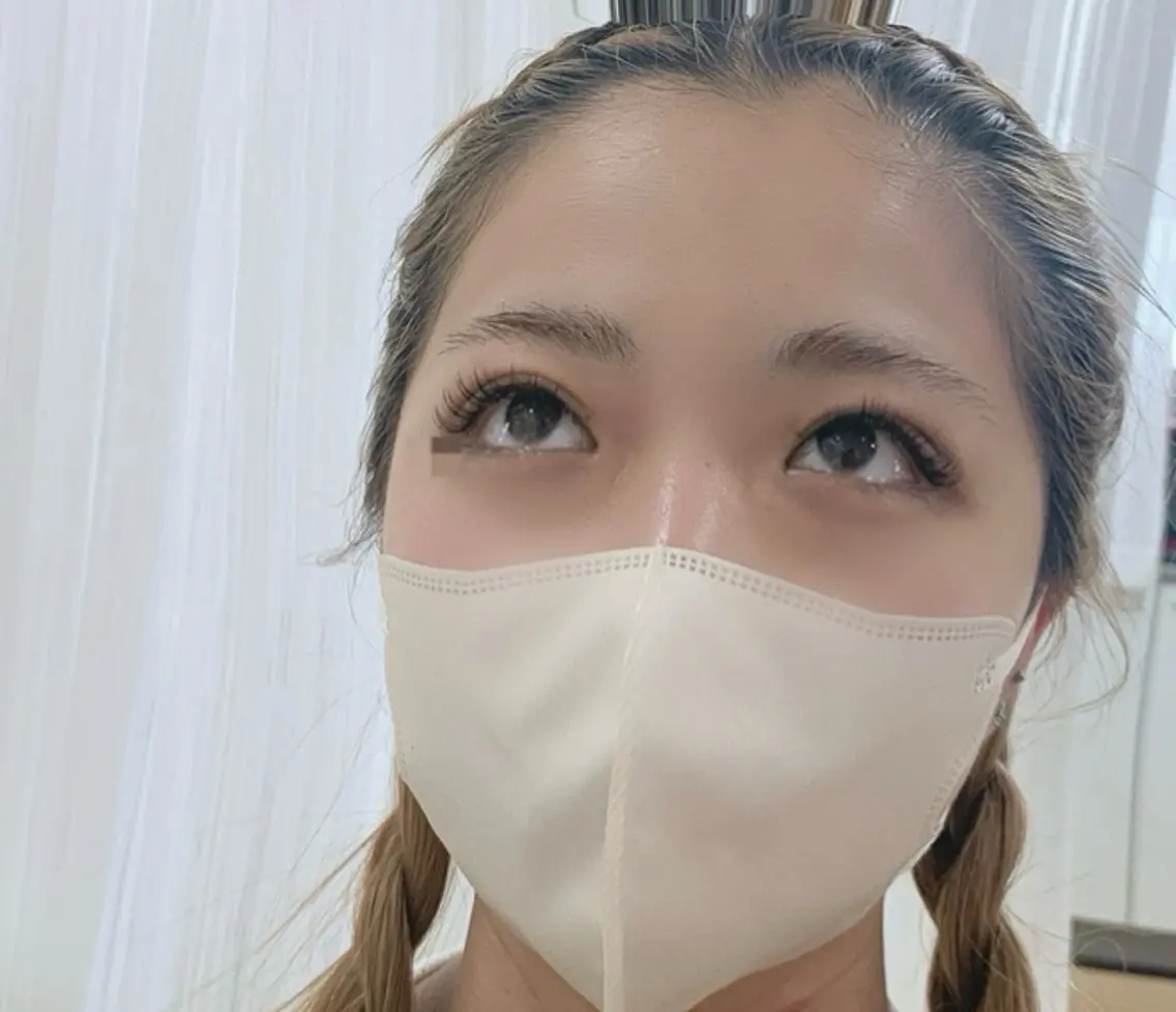 🥰再来感謝メニュー🥰リペア,つけ足し、ボリュームラッシュ3D、4D、300本4100円(上のみ)(限3週間内)の写真