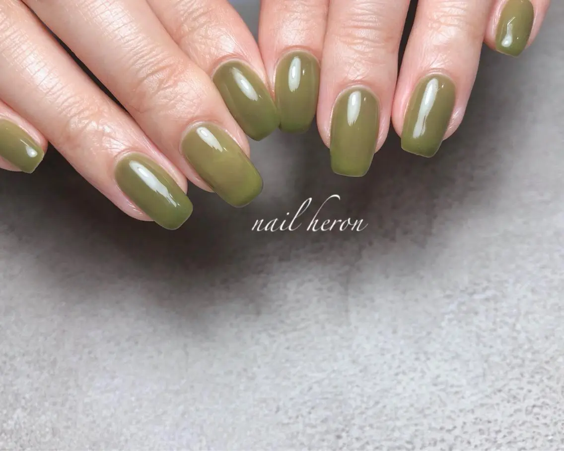 ネイル ワンカラーネイル ハンドネイル saki_ nail heronのネイルデザイン