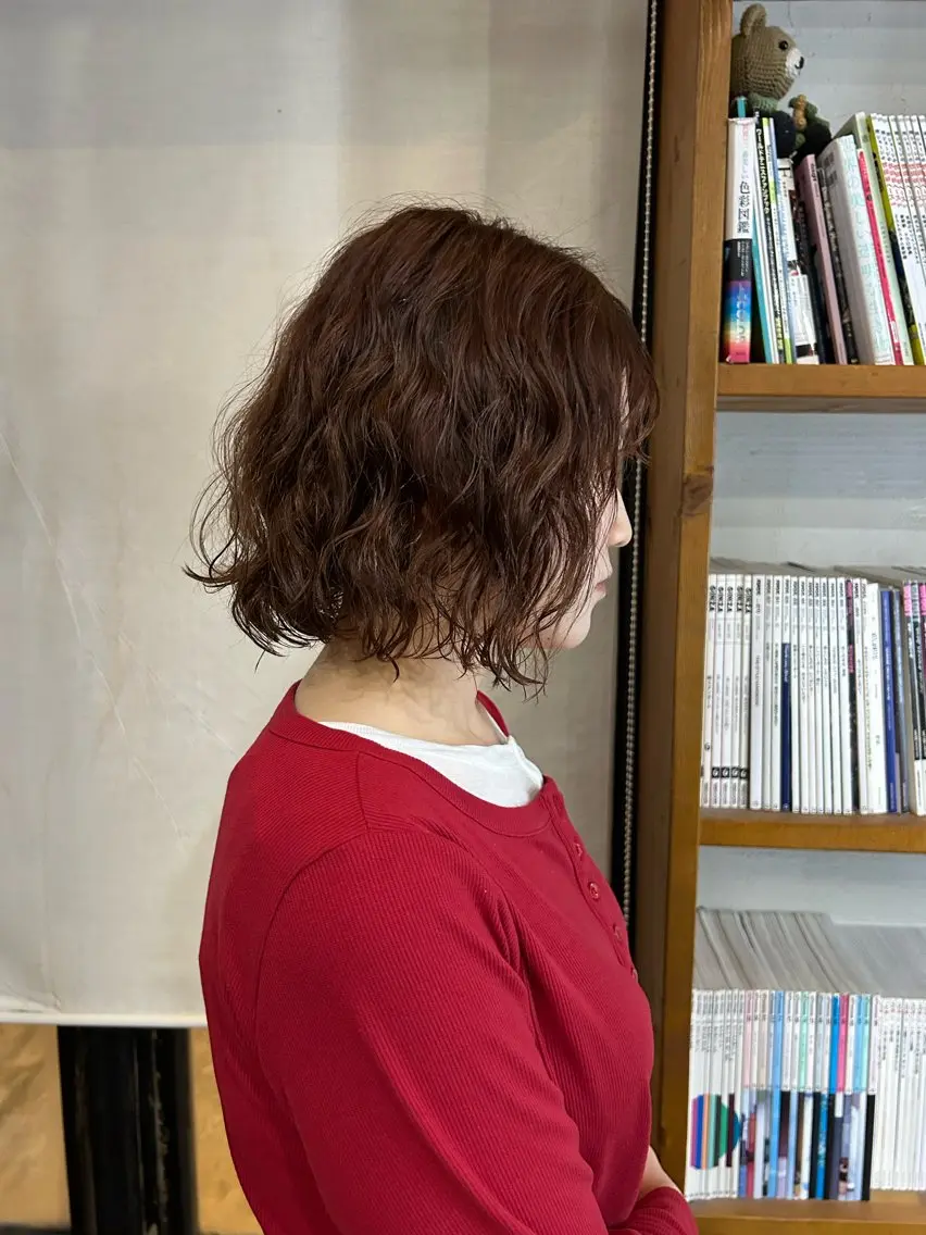 ミディアム パーマ 渡辺 洸揮のヘアスタイル