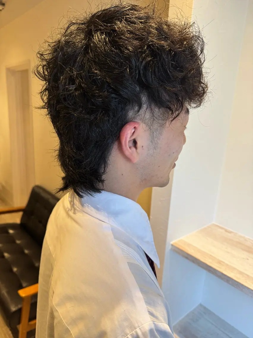 メンズ メンズパーマ メンズウルフカット ウルフカット スタイリスト まことのヘアスタイル