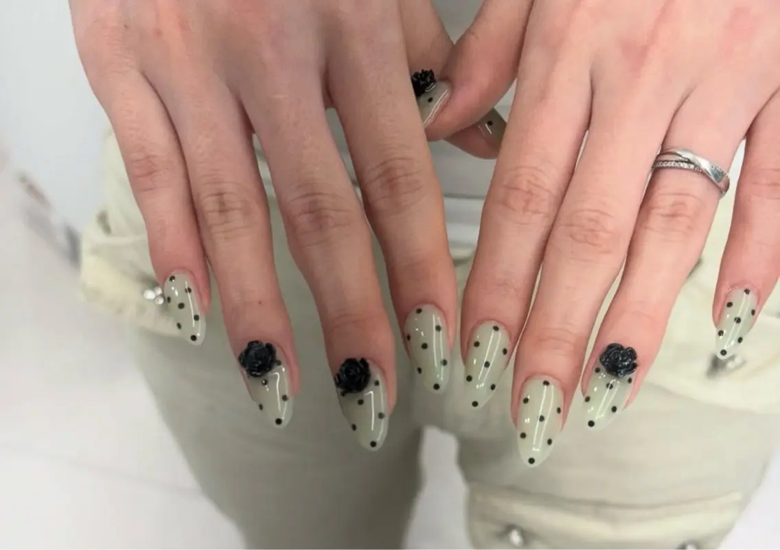 ネイル ハンドネイル NiJi Nailsのネイルデザイン
