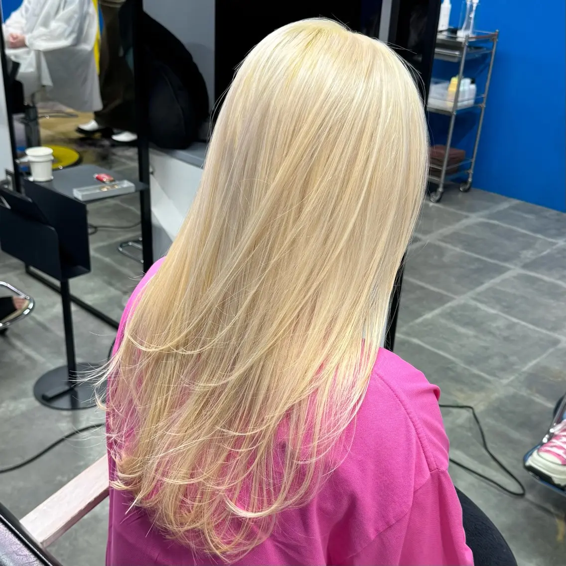 セミロング カラー ブリーチ ケアブリーチ ハイトーンカラー ヘアカラー 大田吏晃❤️‍🔥 美髪特化のヘアスタイル