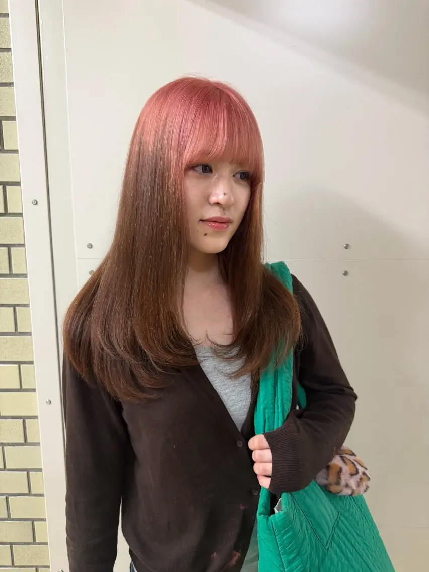 ロング ヘアカラー ベージュ/透明感 color/rinのヘアスタイル