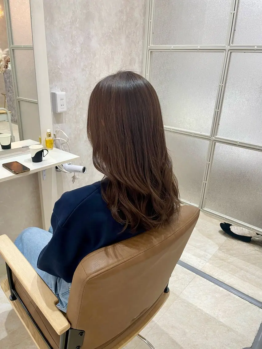 ☀️平日限定☀️ワンカラー➕極上トリートメント付き‼️(マイクロスチーム付き💇‍♀️✨️）の写真