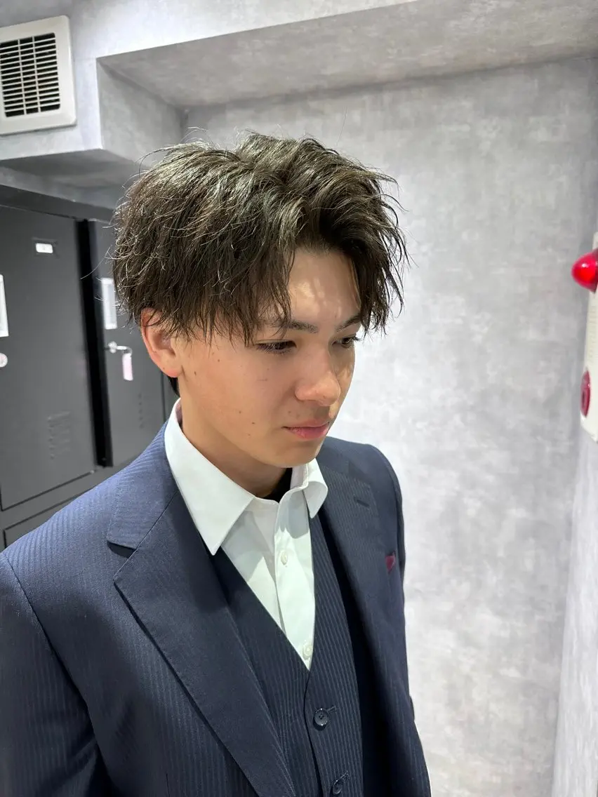 メンズ メンズパーマ RAYSNAGOYA 康佑[メンズ限定]のヘアスタイル