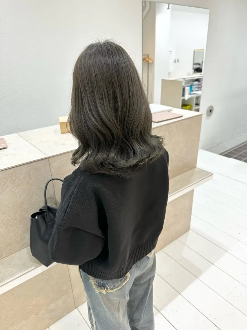 ミディアム カラー 🌈ディレクター🌈 徳松優希のヘアスタイル