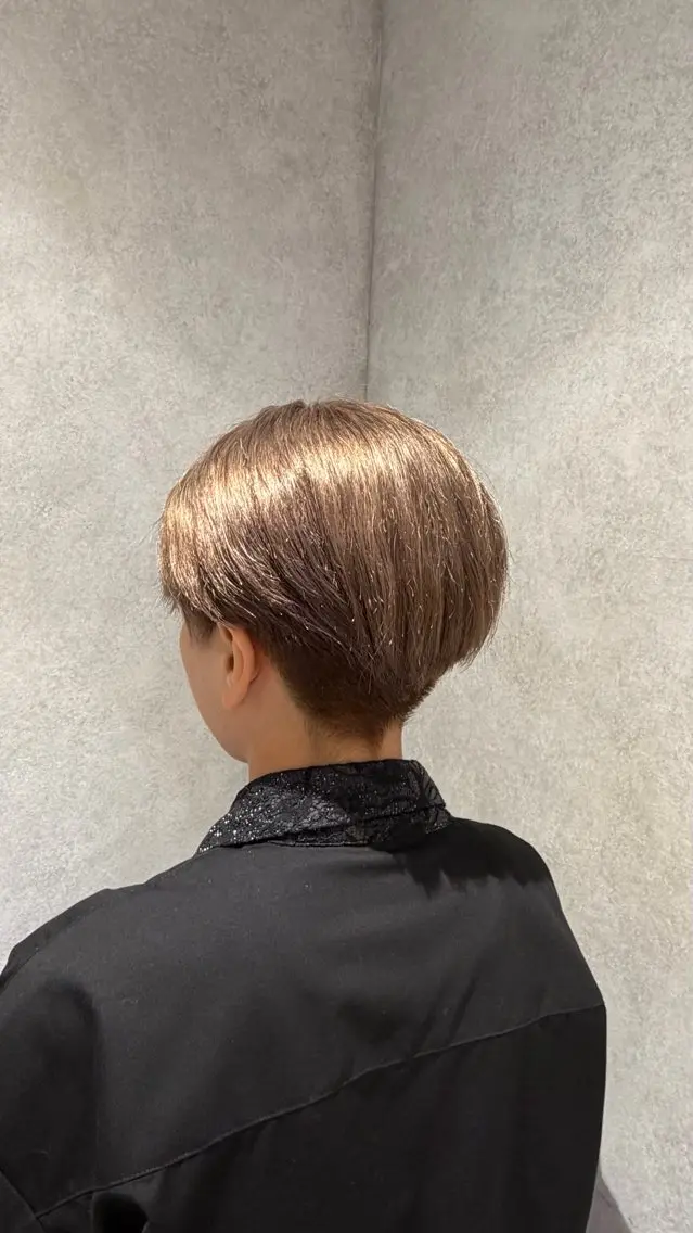 ショート ヘアカラー 鎌倉 珠莉のヘアスタイル