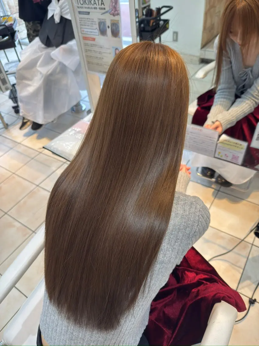 ロング カラー カット ヘアカラー 縮毛矯正 トリートメント 【髪質改善特化】 艶髪/透明感カラーのヘアスタイル