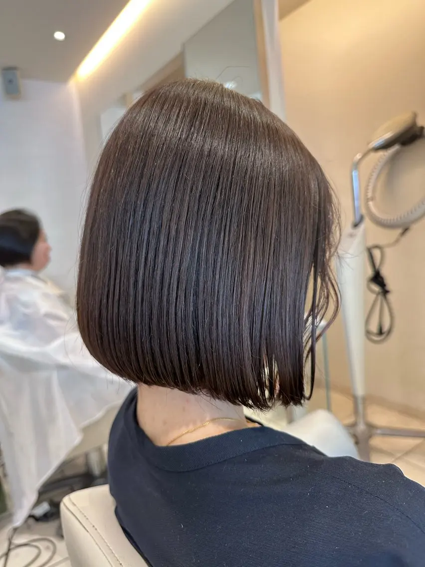 ショート カット ヘアカラー トリートメント 松下仁美 /ボブ顔周りレイヤーのヘアスタイル