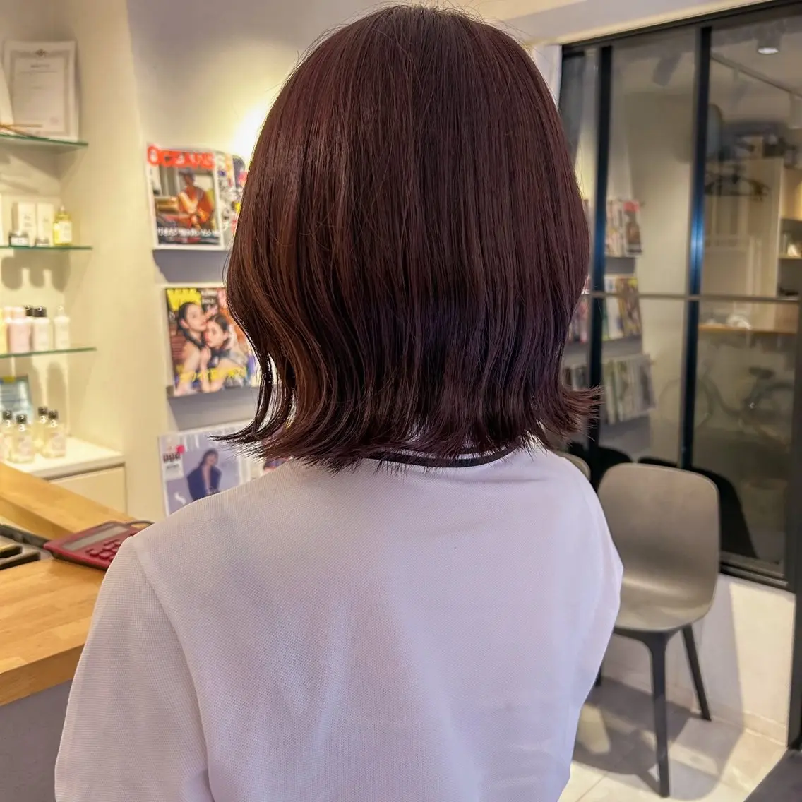 ミディアム ピンクブラウン 甲斐 瑞稀のヘアスタイル