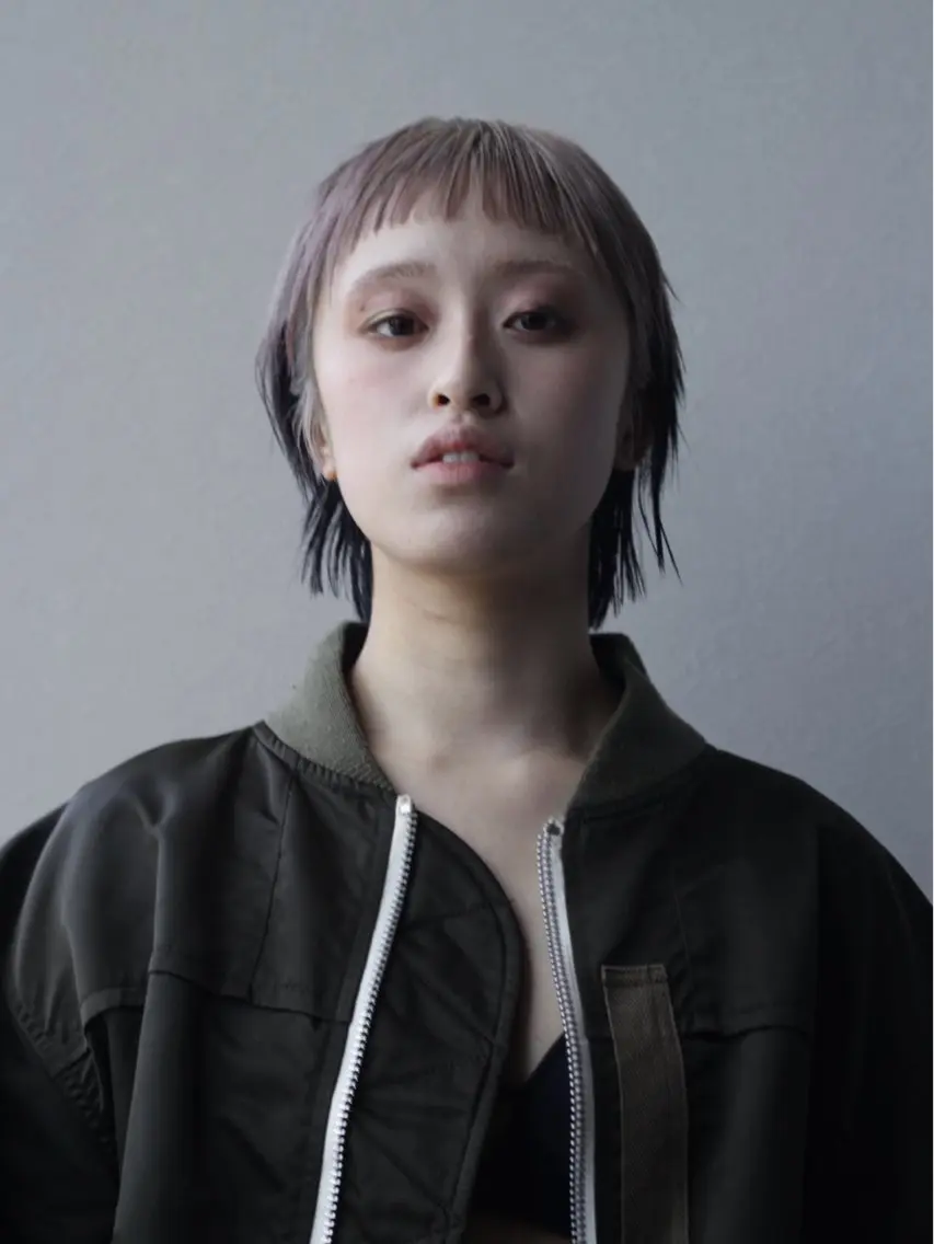 ショート カラー TAISHIRO 無難を抜けるショートのヘアスタイル