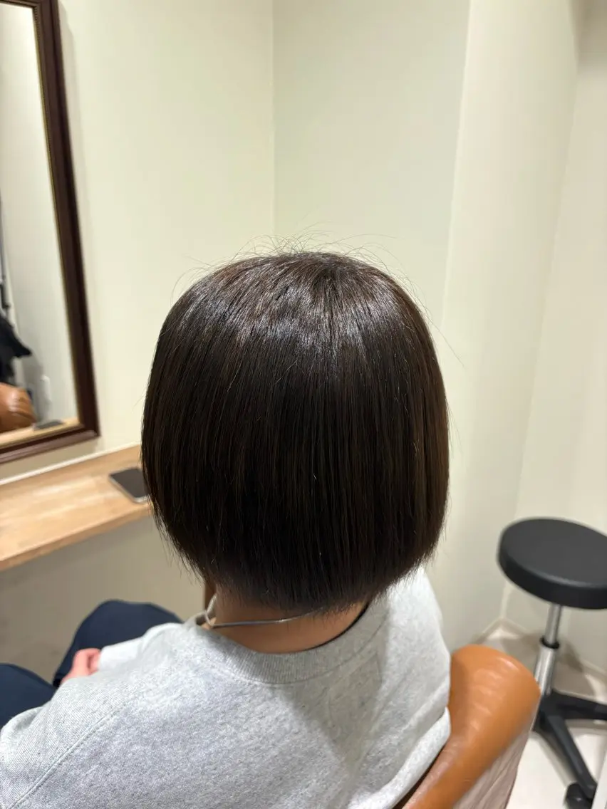 ショート ヘアカラー GUEST ヒロキのヘアスタイル