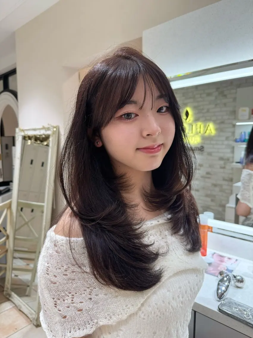 ロング 大内 杏珈のヘアスタイル
