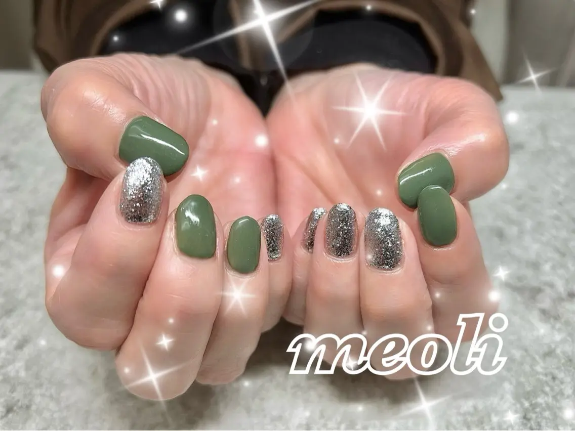 ネイル ラメ(グリッター) ワンカラーネイル シルバー ハンドネイル nail salon meoli　アヤのネイルデザイン