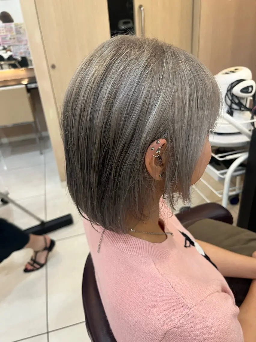 ミディアム カラー ブリーチ ダブルカラー ヘアカラー トータルビューティー K:R鶴川のヘアスタイル