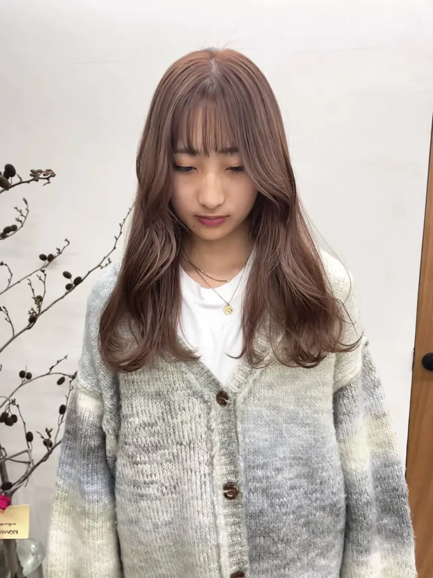 セミロング カラー ヘアアレンジ ブリーチ ena/ブリーチなし 透明感・レイヤー🎀のヘアスタイル