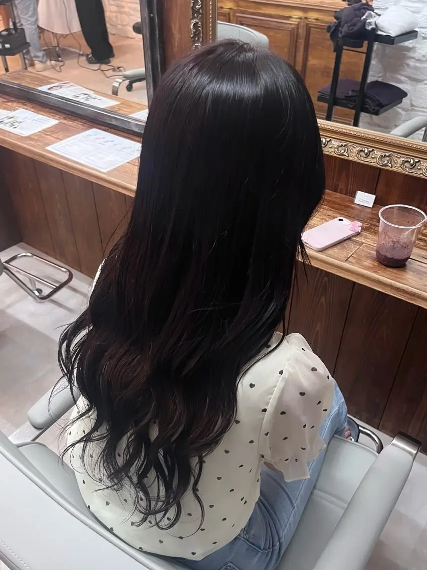 ロング カラー ヘアカラー Frames Yumeのヘアスタイル