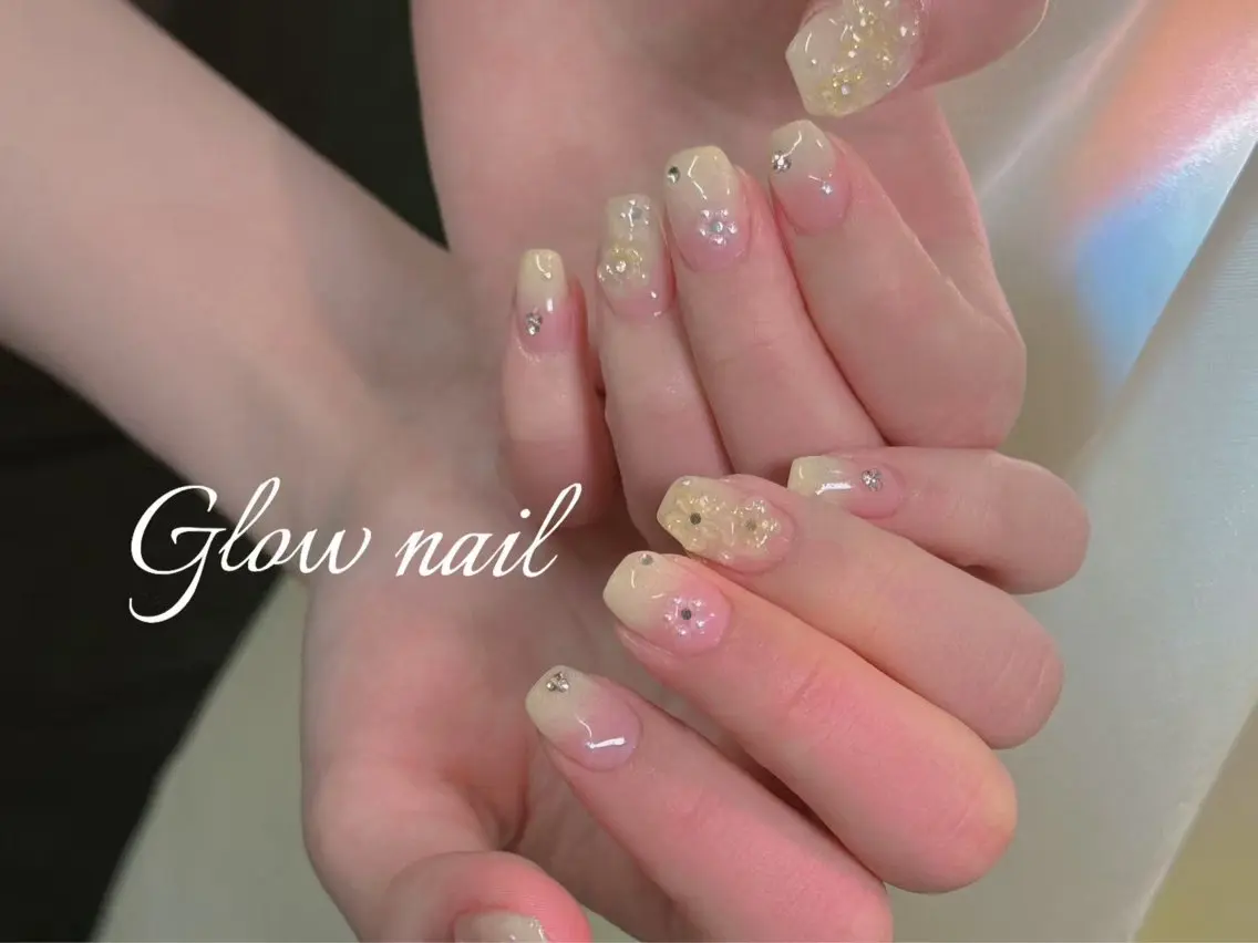 ネイル Glow Nail スカルプ専門店のネイルデザイン
