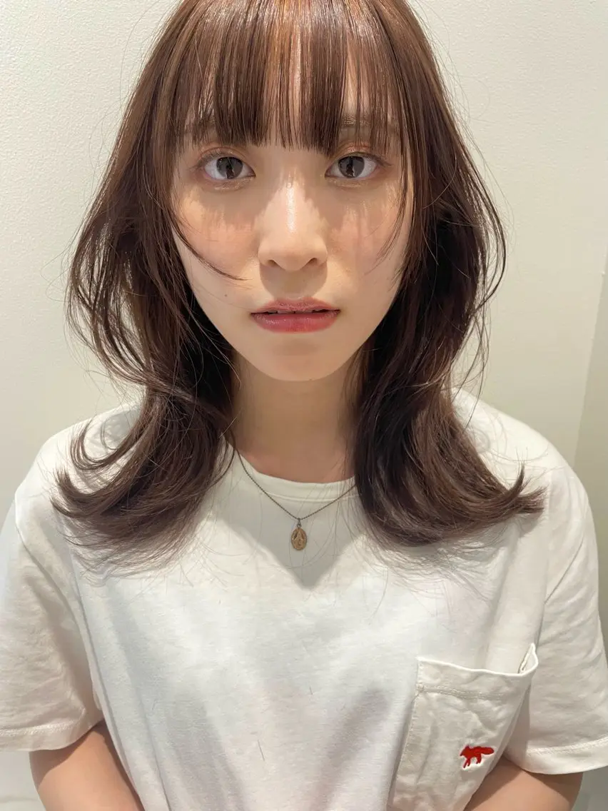 セミロング 顔まわりレイヤー レイヤーカット 小顔カット 保野加/トレンドボブ 透明感爆発カラーのヘアスタイル