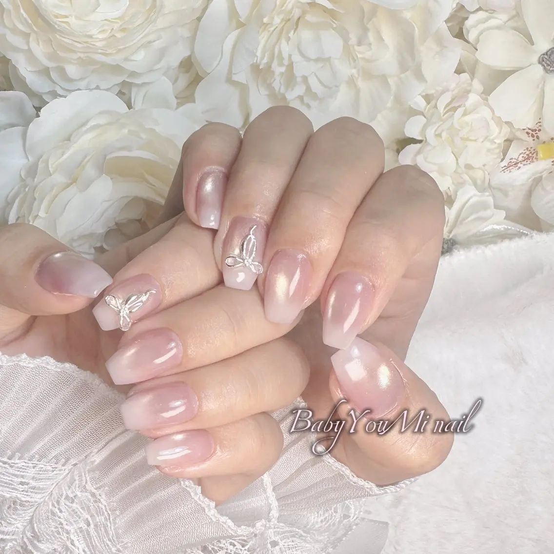 ネイル オーロラネイル 成人式 フットネイル フレンチネイル ジェルネイル ハンドネイル ハンドケア BabyYouMi nailのネイルデザイン