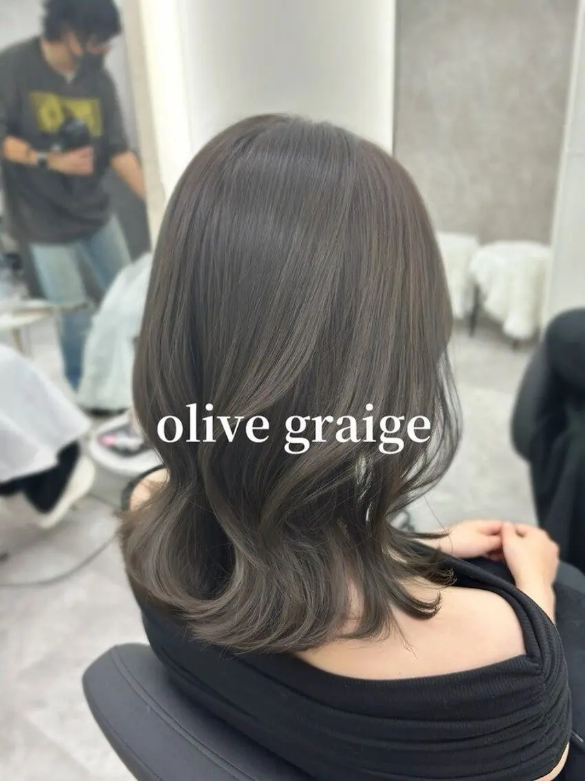 セミロング カット ヘアカラー トリートメント 🦋高屋敷陸🦋 レイヤー/ハイトーンのヘアスタイル