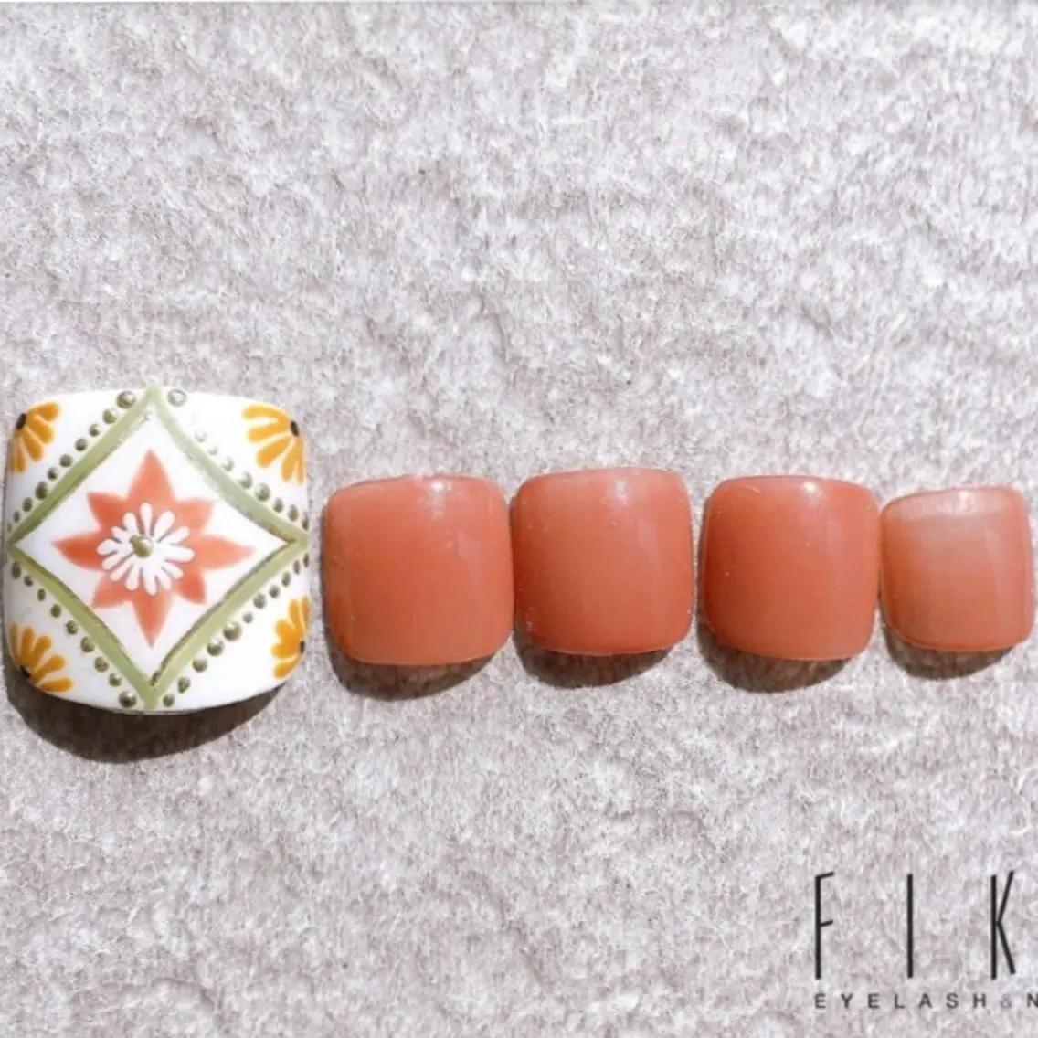 ネイル アートネイル フットネイル FIKA 折戸のネイルデザイン
