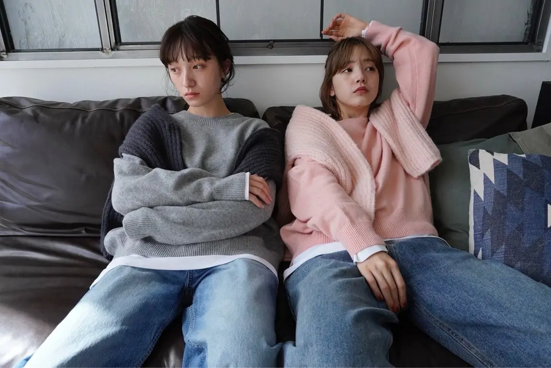 カラー オガワ アヤナのヘアスタイル
