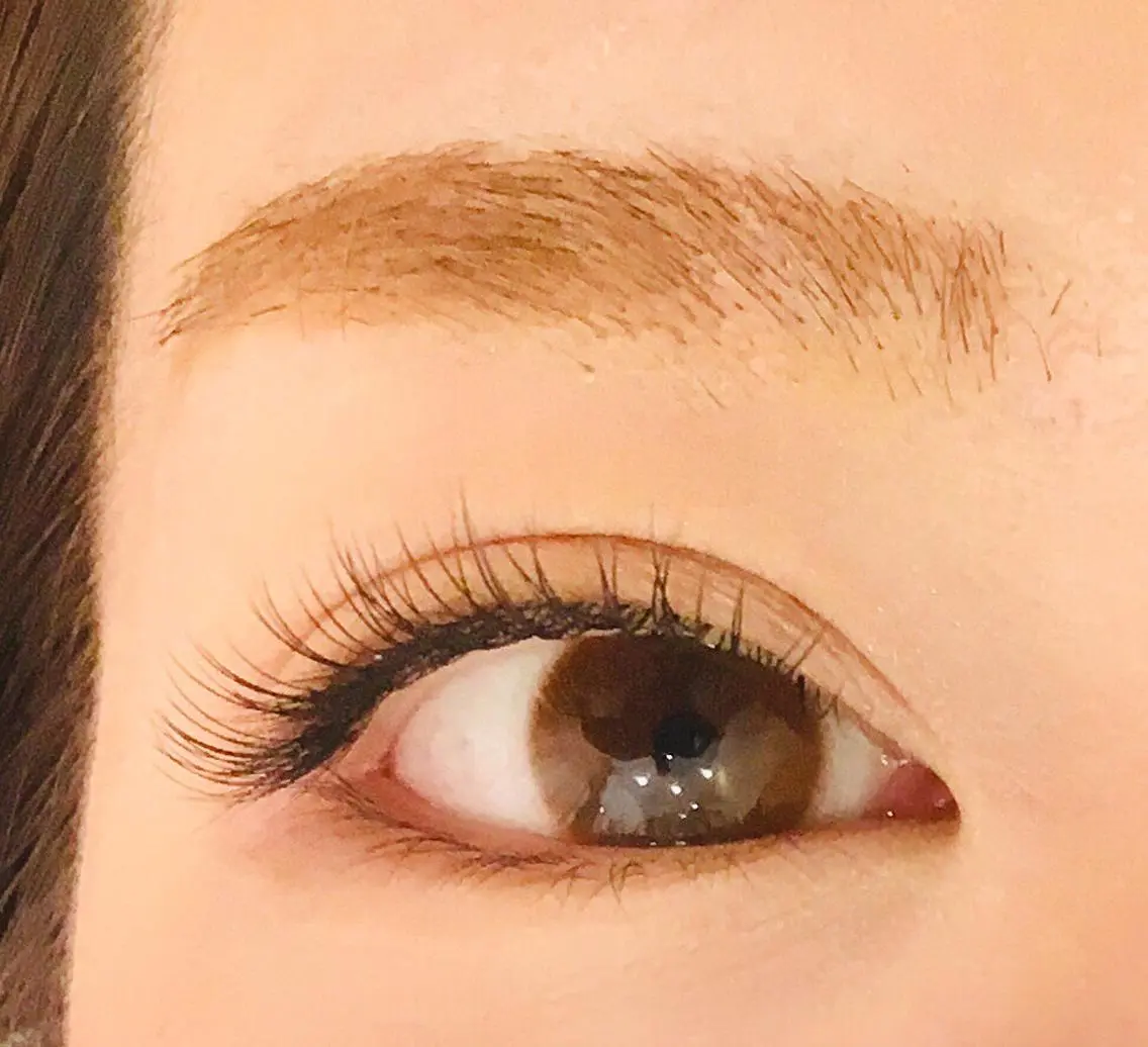 マツエク・マツパ Cカール フラットラッシュ fossette hair&eyeのマツエク・マツパデザイン