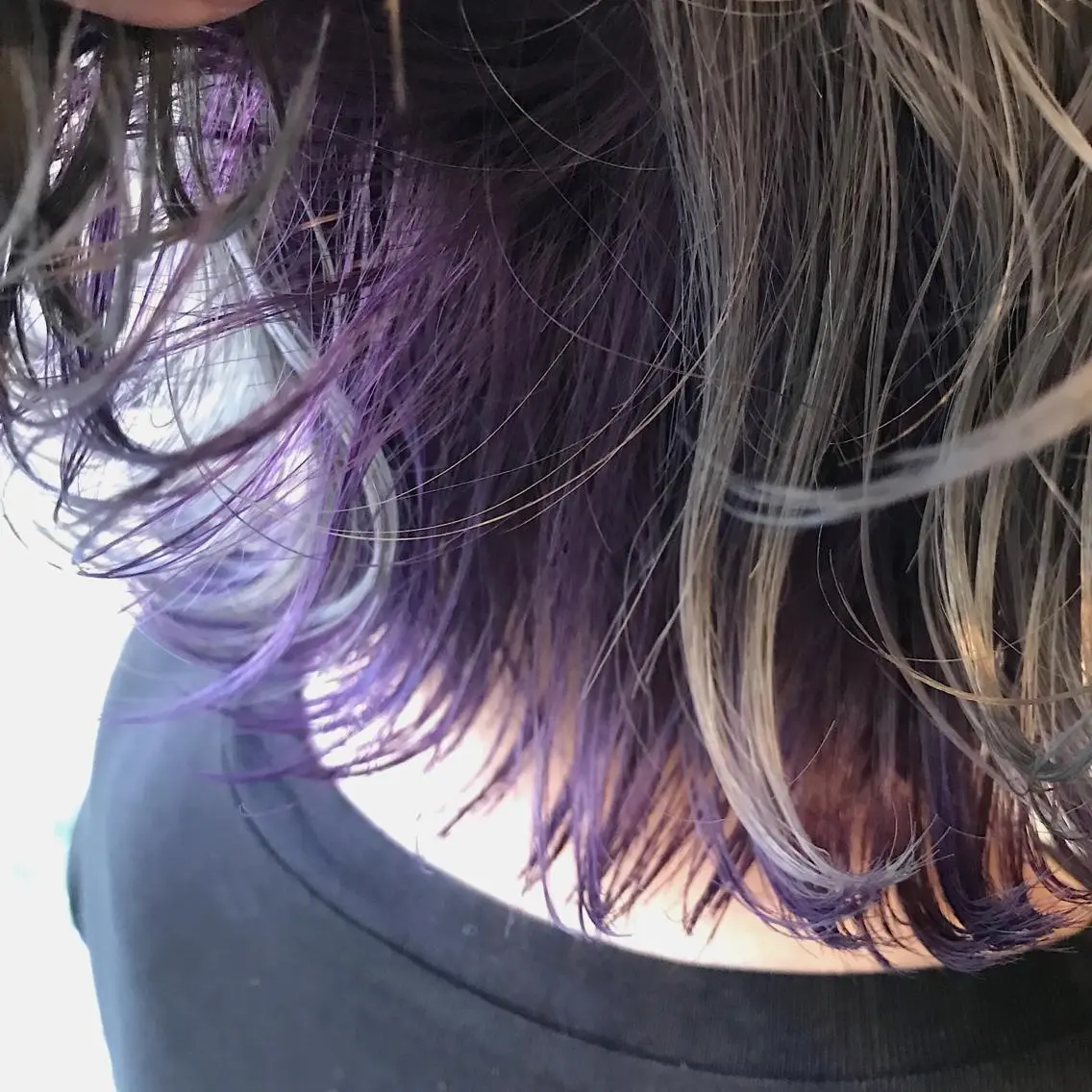 ミディアム カラー パープルカラー ヘアカラー トリートメント lani ブリーチ /ダブルカラーのヘアスタイル