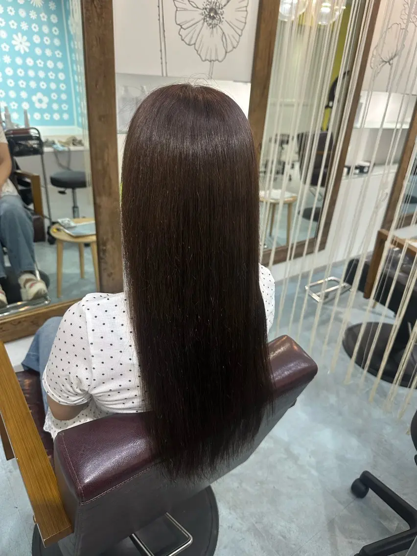 ロング カラー ヘアカラー 足立 芹音のヘアスタイル