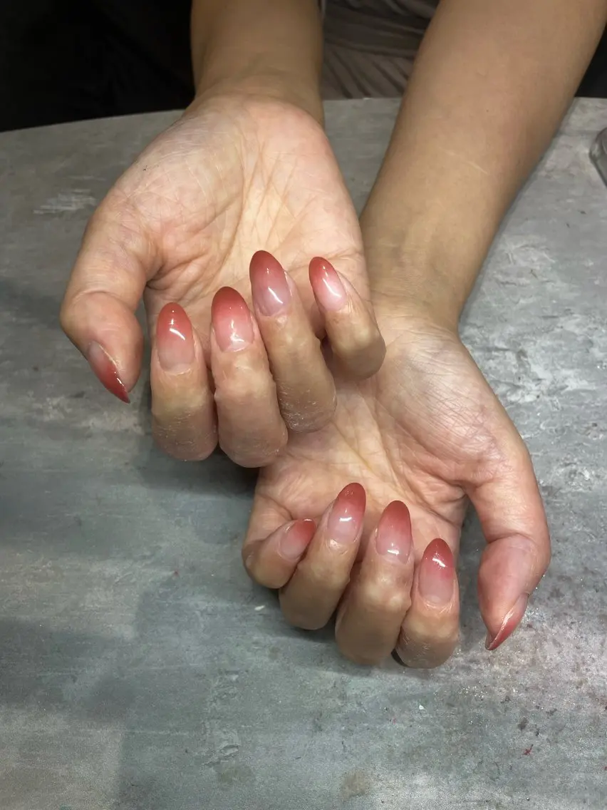 ネイル CURAR藤沢店 伊藤のネイルデザイン