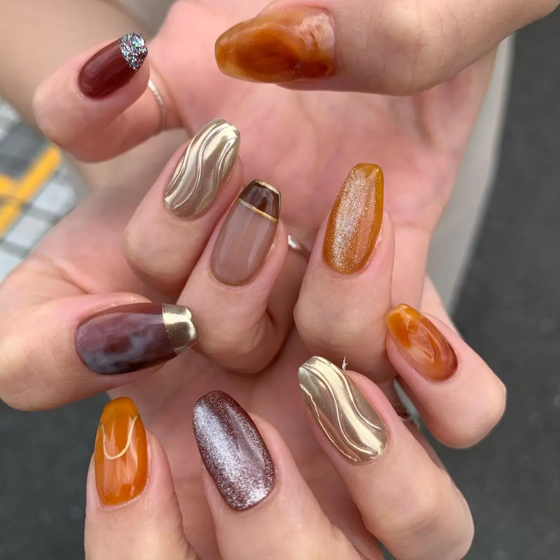 ショート カラー パーマ ヘアアレンジ メンズ キッズ ネイル マツエク・マツパ feey ⁑erinaのネイルデザイン