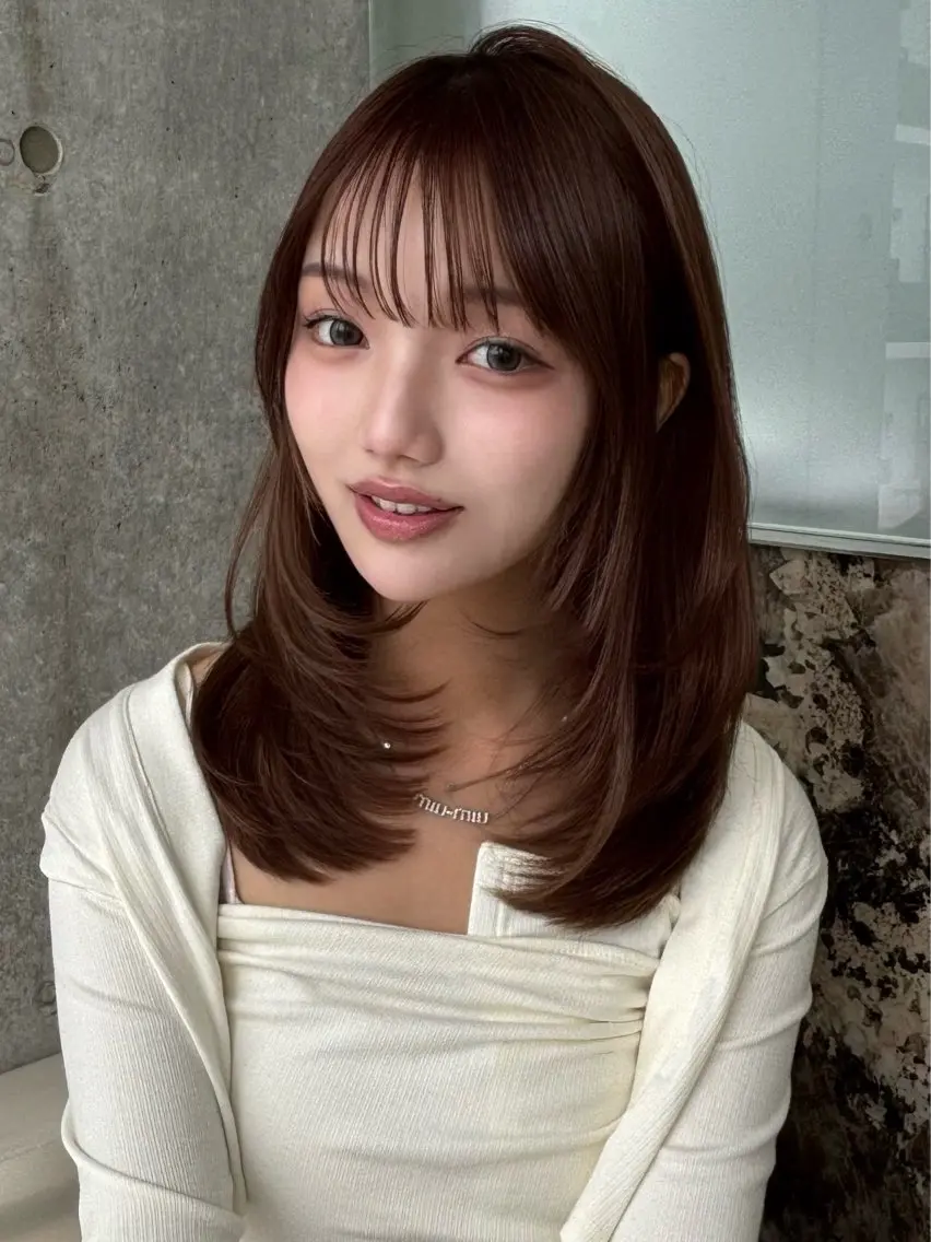 ミディアム ミディアムレイヤー レイヤーカット 大宮ミディアムレイヤ ー🍒🌙Kaoriのヘアスタイル