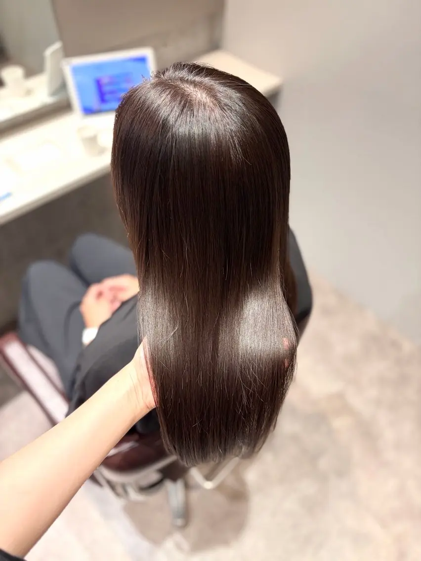 カラー ヘアカラー 楠原 彩加のヘアスタイル