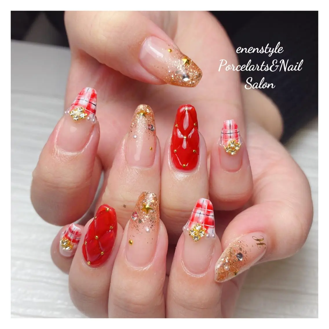 ミディアム ネイル 🐾enen style 🐾のネイルデザイン