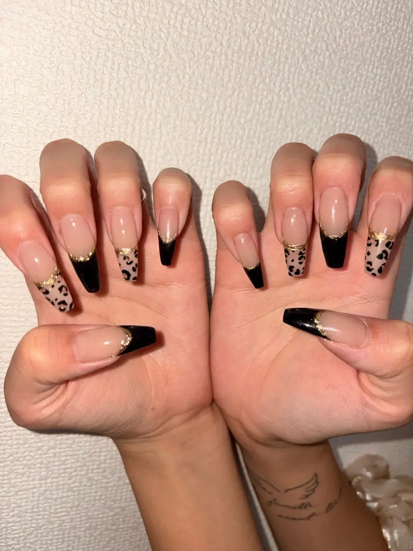 セミロング 文 浅草 れいなのネイルデザイン