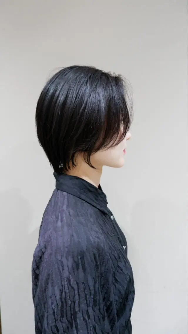 ショート 稲葉 佳のヘアスタイル