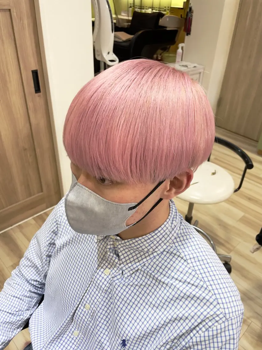 ショート カラー メンズ メンズブリーチ ブリーチ ピンクカラー 🌈派手髪ハイトーン 🌈鈴木亮太🌈のヘアスタイル