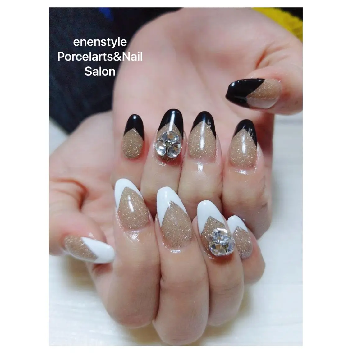 ミディアム ネイル ハンドネイル 🐾enen style 🐾のネイルデザイン