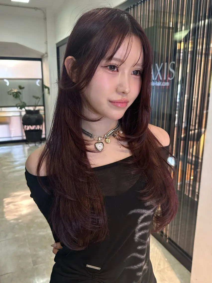 ロング カラー 'axis hinaのヘアスタイル