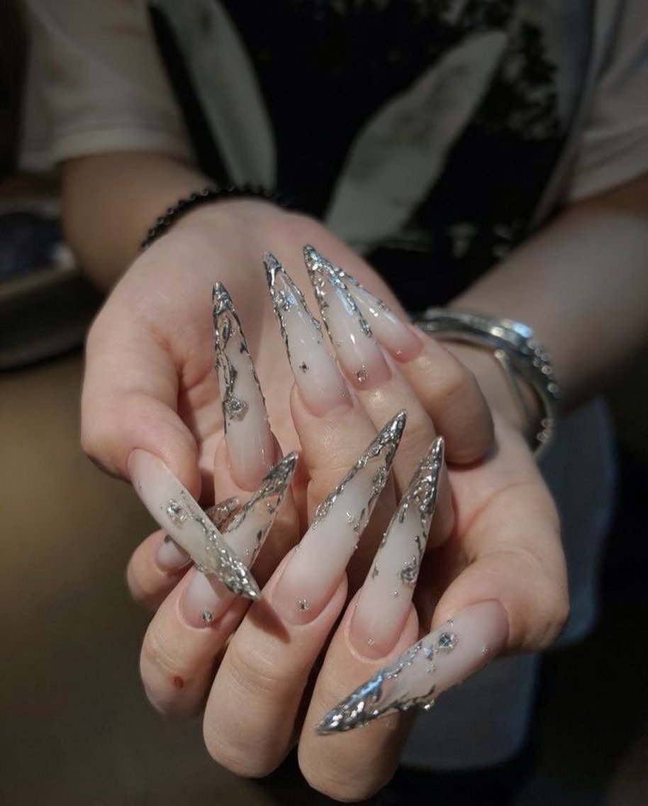 ネイル ハンドネイル NYRA ちゃん YIA Nail 2のネイルデザイン