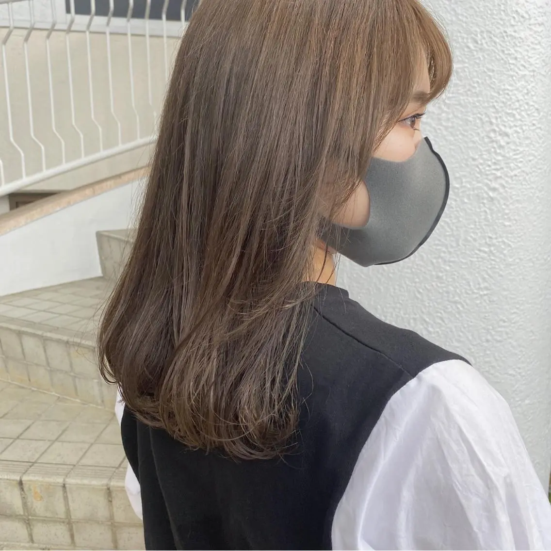 セミロング カラー ベージュカラー ブリーチ ミルクティーベージュ ブリーチなしカラー トリートメント kohana 🎀韓国ヘア🎀🤍のヘアスタイル
