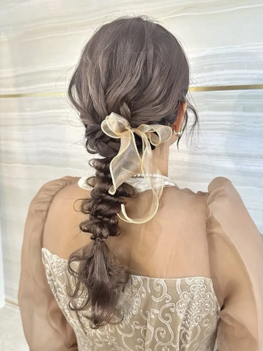 🪞🎀結婚式のお呼ばれやお出かけヘアセット🎀🪽ハーフアップや編みおろし、アップスタイルなど✨の写真