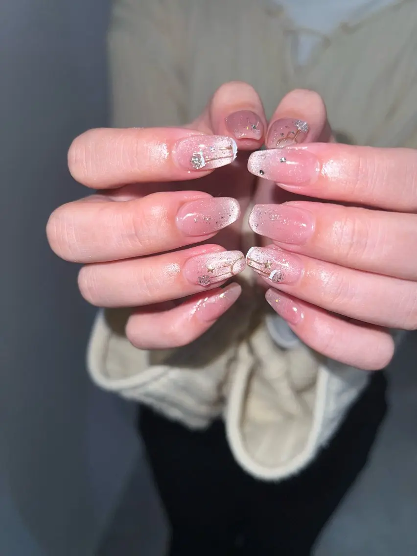 ネイル フレンチネイル ジェルネイル マグネットネイル ニュアンスネイル パラジェル ハンドネイル ハンドケア Bana_ Nailのネイルデザイン