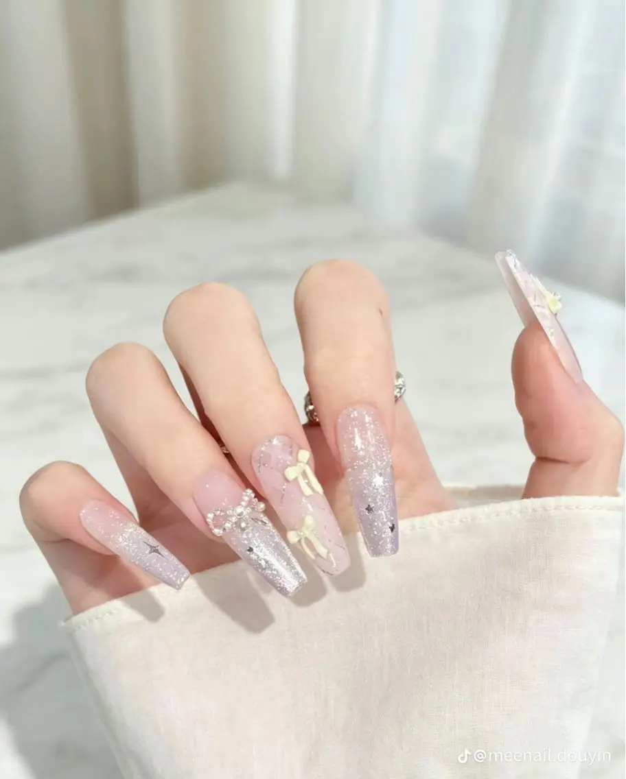 ネイル 韓国ネイル マグネットネイル 持ち込み ハンドネイル Dyo Nail_Royalのネイルデザイン