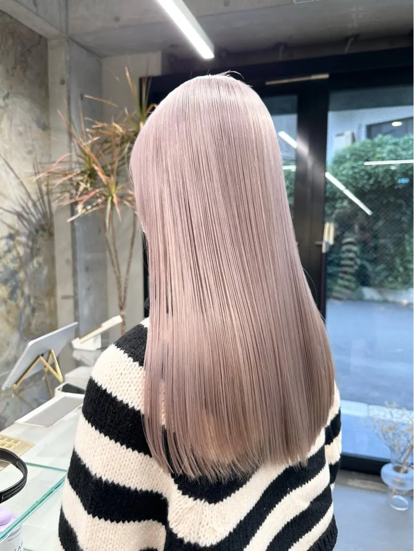 ロング カラー ヘアアレンジ トリートメント 原宿・デザインカラー YUI🤍ྀིのヘアスタイル