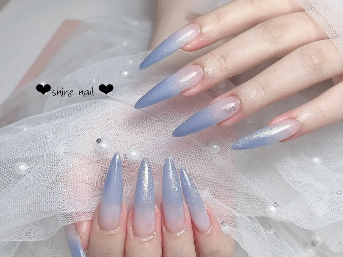 ネイル サイナ🎀 長さだし&デザインのネイルデザイン