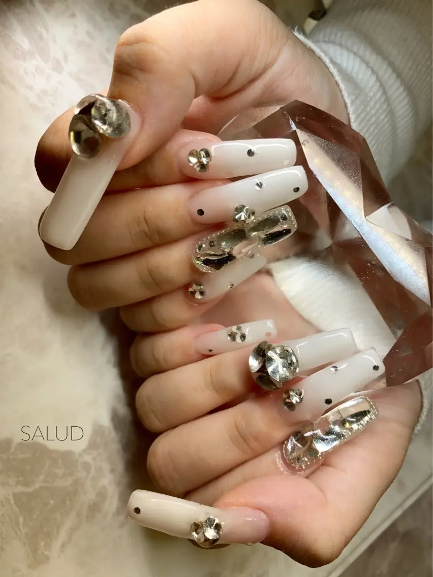 ネイル ハンドネイル Nail Salon SALUDのネイルデザイン