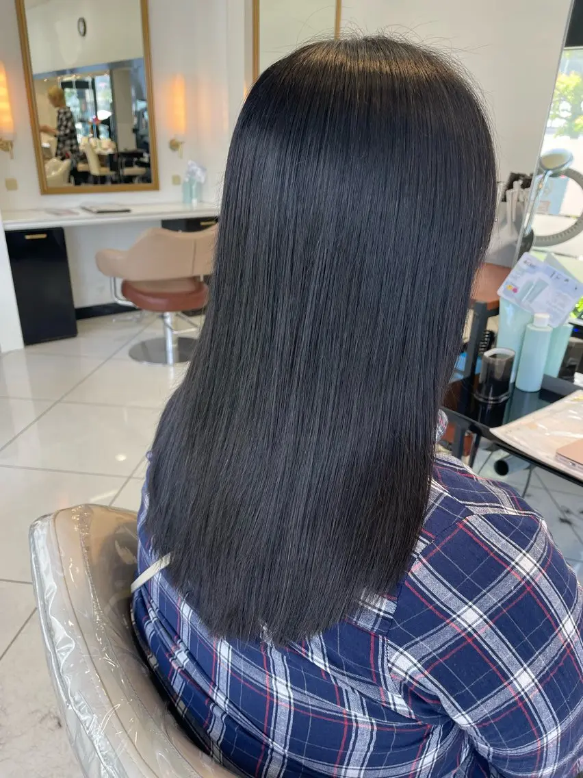 ロング カラー カット ヘアカラー トリートメント 岡田 蓮美のヘアスタイル